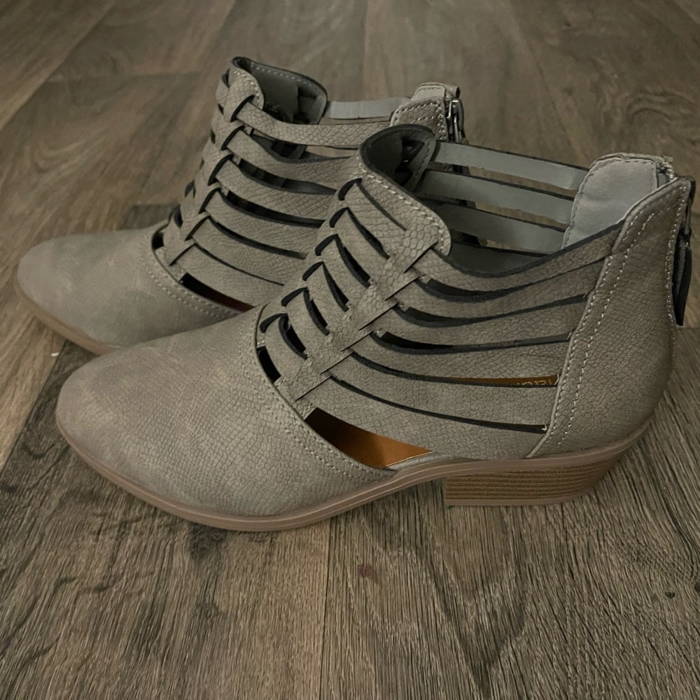 Beige Booties Like New